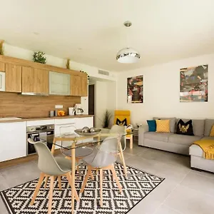 https://stylish-new-1-bedroom-apartment-in-juan-les-pins.fr-provencehotel.com