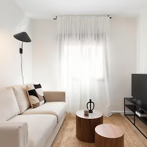 Urban Chill By Olala Homes Оспиталет-де-Льобрегат