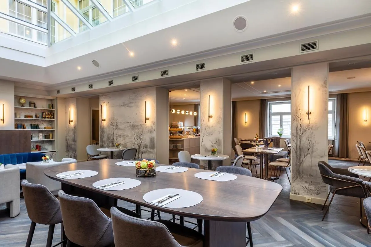 Hotel City Central Wien 4*,